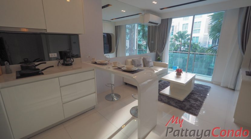 City Center Residence Pattaya Condo For Sale & Rent 1 Bedroom With Pool Views - CCR58
