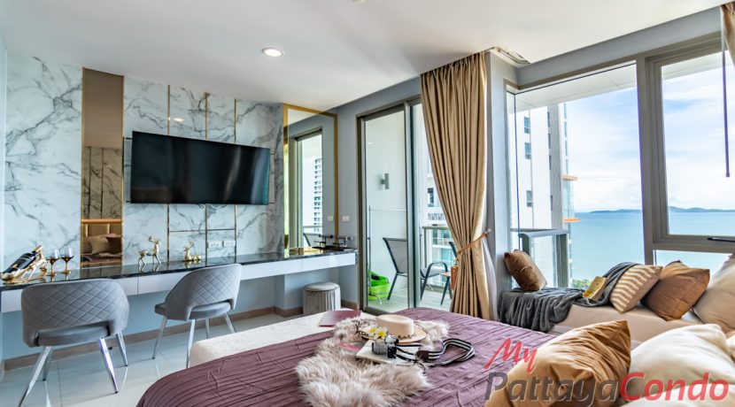 Riviera Wongamat Pattaya Condo For Sale & Rent Studio Bedroom With Sea Views - RW55