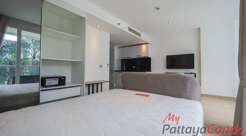 Centara Avenue Residence & Suites Pattaya For Sale & Rent Studio With Pool Views - CARS109