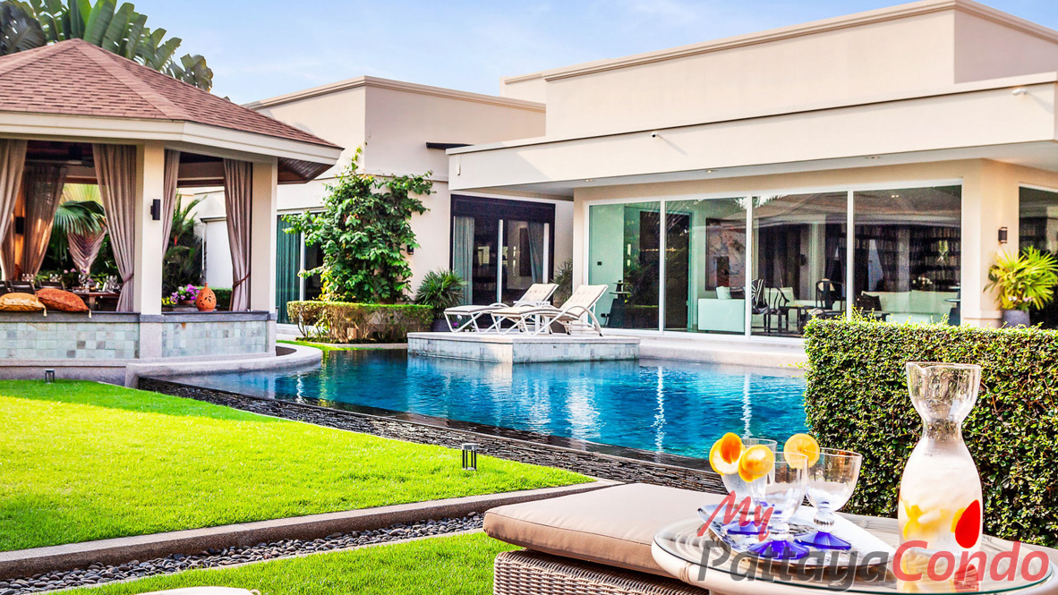 The Vineyard Phase 1 East Pattaya Pool Villa For Sale – HEVY303