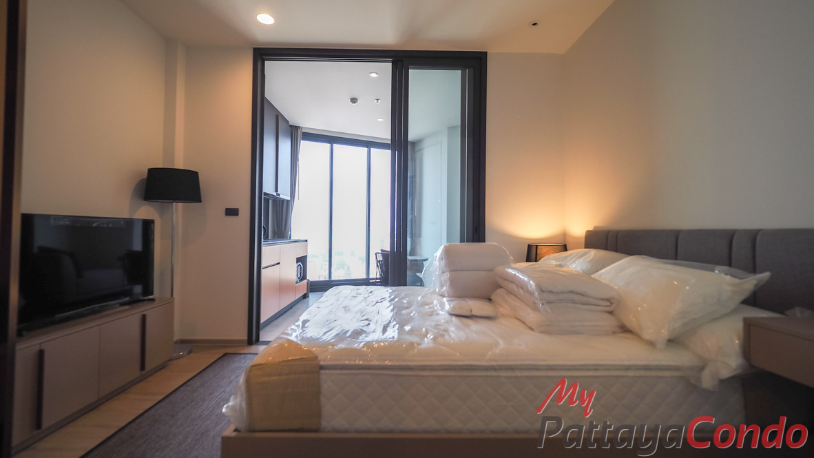 Edge Central Pattaya Condo For Rent – EDGE03R