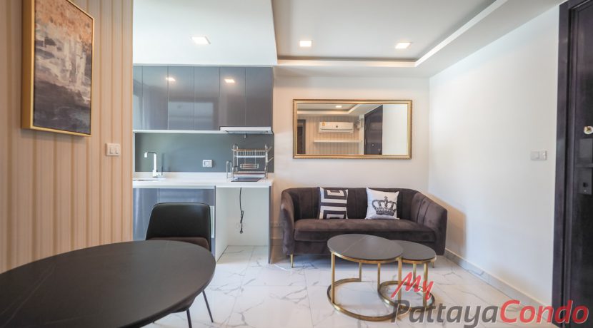 Arcadia Center Suites Pattaya Condo For Sale & Rent 1 Bedroom With Mountain Views - ACS01