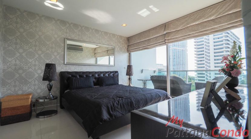 Club Royal Wongamat Condo Pattaya For Sale & Rent 1 Bedroom With Partial Sea & Pool Views - CLUBR29