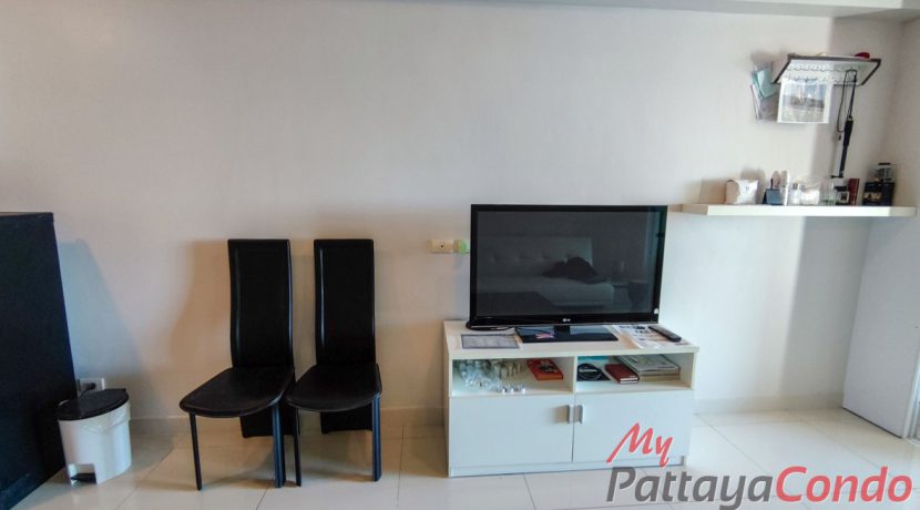 Park Royal 2 Condo Pattaya For Sale & Rent Studio With Partial Sea Views - PARK2R12