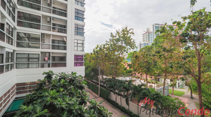 Treetops Pattaya Condo For Sale & Rent Studio With City Views - TT26