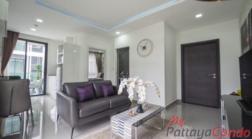Siam Oriental Star Pattaya Condo For Sale & Rent 1 Bedroom With Partial Sea Views - SOSP01
