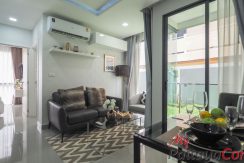 Siam Oriental Star Pattaya Condo For Sale & Rent 2 Bedroom With Partial Sea Views - SOSP02