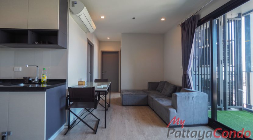The Base Central Pattaya Condo For Sale & Rent 2 Bedroom With Partial Sea Views - BASE37