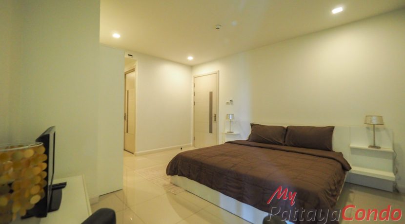 APUS Condo Pattaya For Sale & Rent 2 Bedroom With Pool Views - APUS15