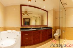 View Talay 3 A Pattaya Condo For Sale & Rent 2 Bedroom With Sea Views - VT3A05