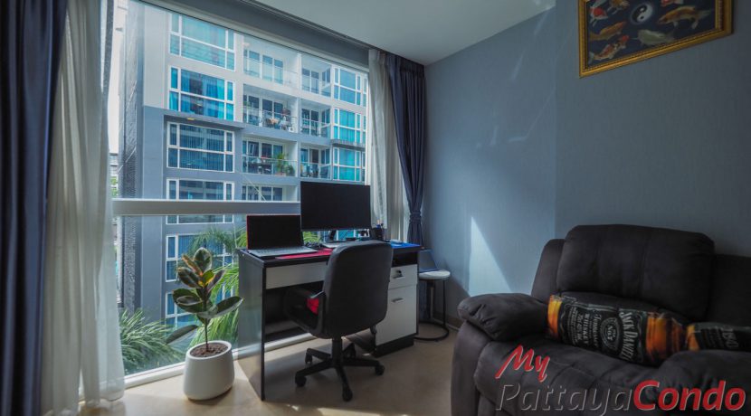 Centara Avenue Residence Pattaya For Sale & Rent 1 Bedroom With Pool Views - CARS117