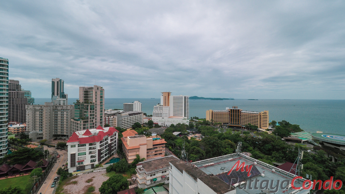 Sky Residences Condo Pattaya For Sale – AMR100