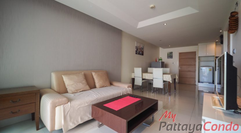 Sunset Boulervard 2 Pattaya Condo For Sale & Rent 1 Bedroom With Pool & Partial Sea Views - SUNBII29