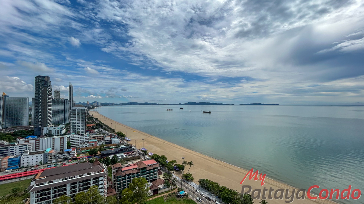 Cetus Beachfront Condo Pattaya For Sale – CETUS21