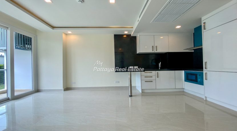 Grand Avenue Residence Pattaya For Sale & Rent  Bedroom With Garden Views - GRAND170
