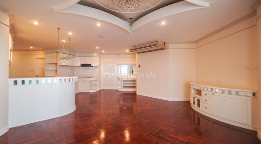 Sky Beach Condominium Pattaya For Sale & Rent 2 Bedroom With Sea Views - SKYB06
