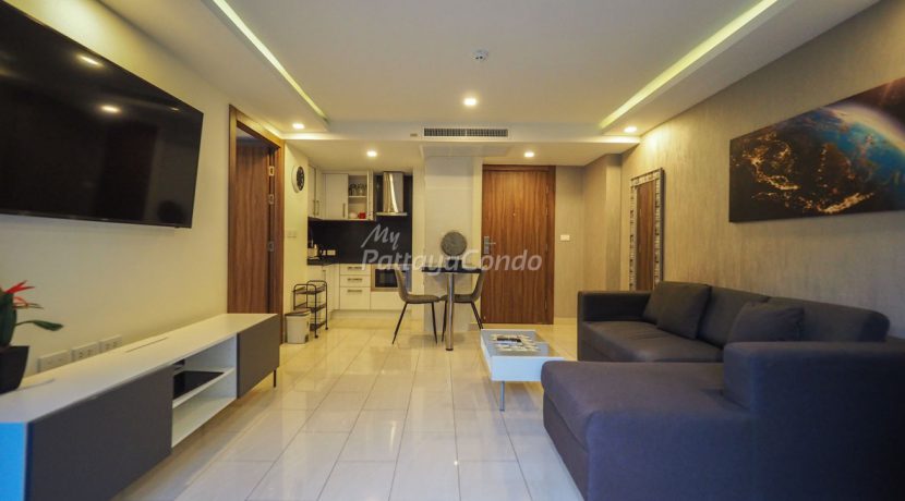 Grand Avenue Residence Pattaya For Sale & Rent 1 Bedroom With Pool Views - GRAND172