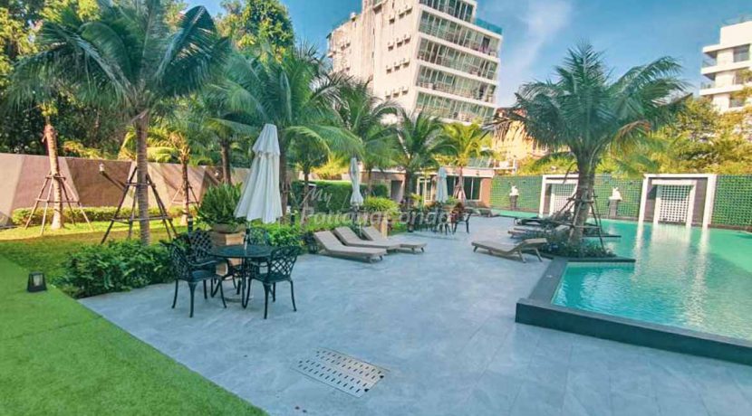 10Arcadia Center Suites South Pattaya Condo For Sale & Rent - ACS03