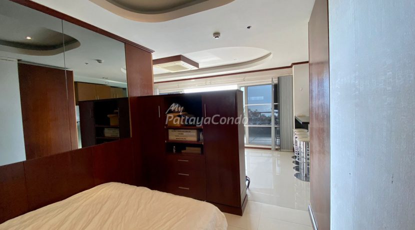View Talay 3 Pattaya Condo For Sale & Rent 2 Bedroom With Sea Views - VT3A07