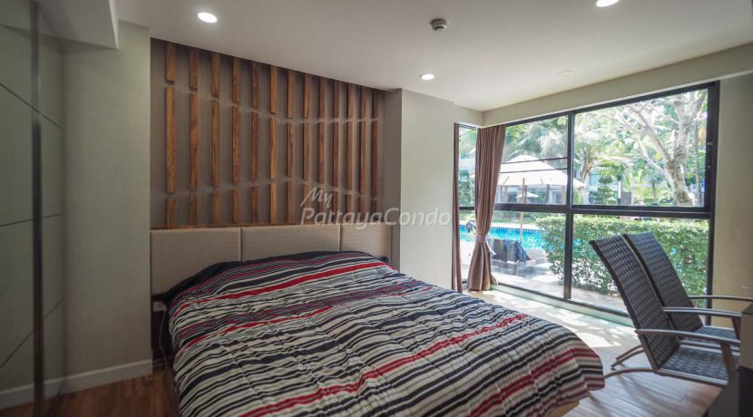 Dusit Grand Park Condo Pattaya For Sale & Rent 2 Bedroom With Pool Views - DUSITP32R