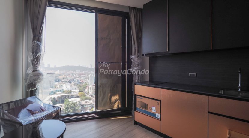 Edge Central Pattaya Condo For Sale & Rent 1 Bedroom With Pattaya Bay Views - EDGE06