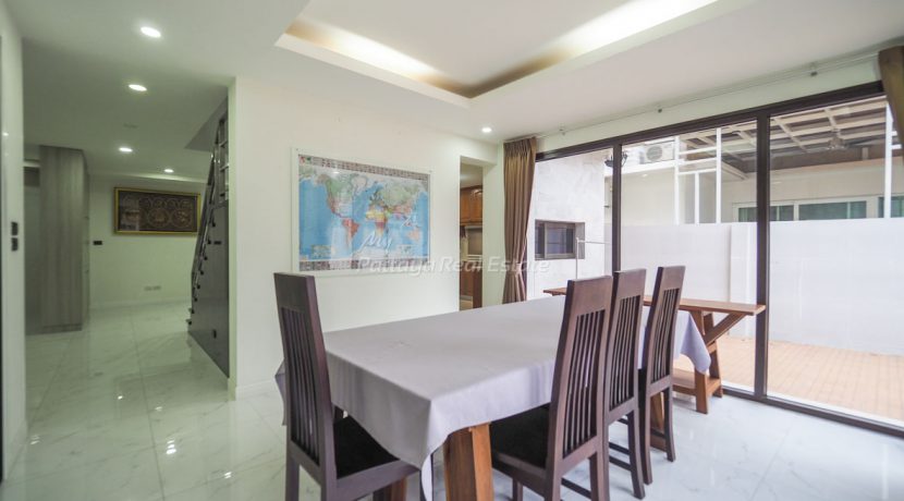 Natcha Ville House For Sale in Central Pattaya3 Bedroom - HCNCV01