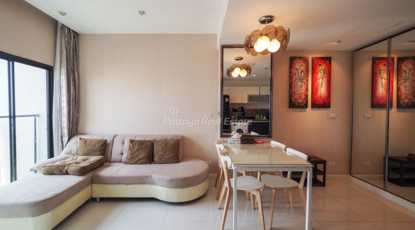 The Axis Condo Pattaya For Sale & Rent 2 Bedroom With City Views - AXIS37