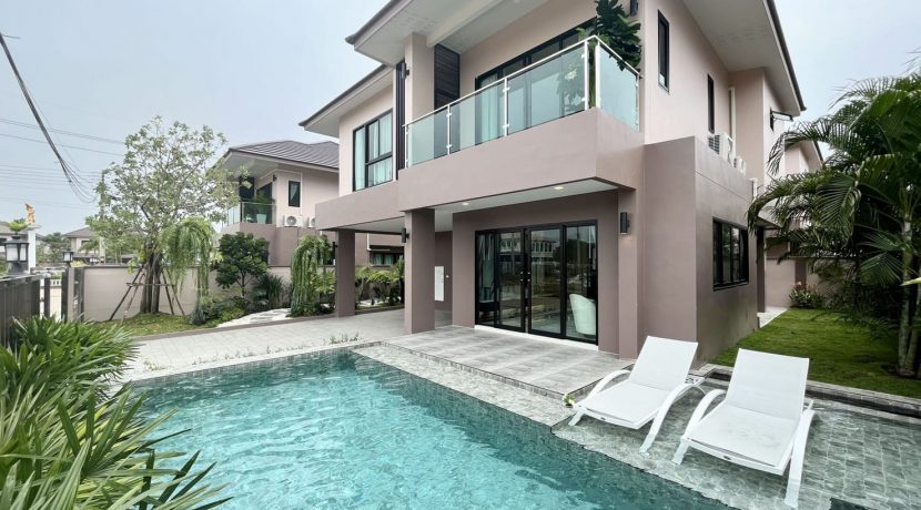 The Lake Huay Yai Pool Villa for Sale