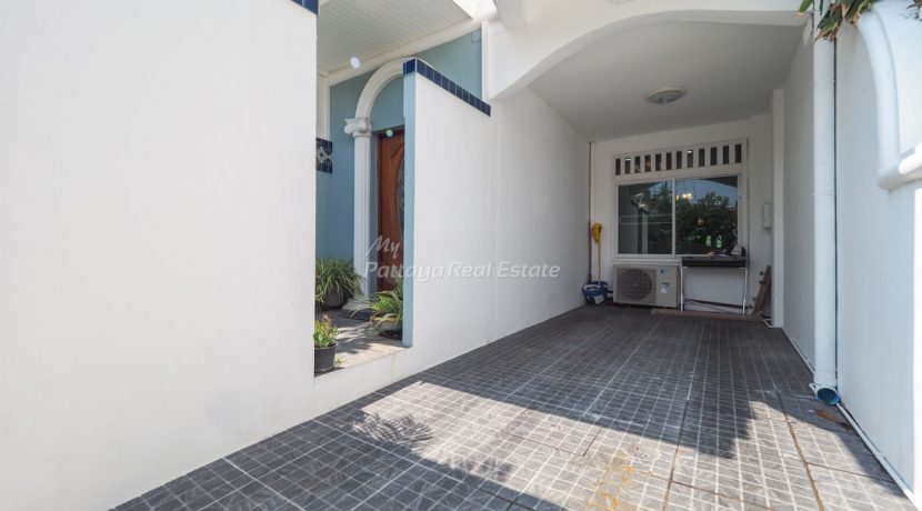Private Townhouse For Sale & Rent 4 Bedroom With City Views - HP0009