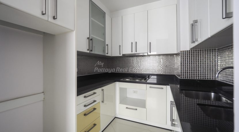 Diamond Suites Resort Pattaya Condo For Sale & Rent 1 Bedroom With City Views - DS23
