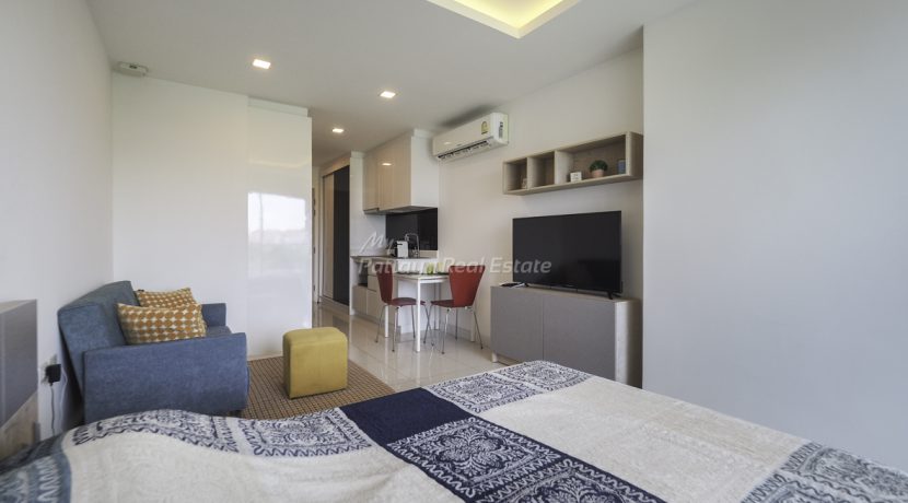 One Tower Pratumnak Condo Pattaya For Sale & Rent Studio With Partial Sea Views - ONET14