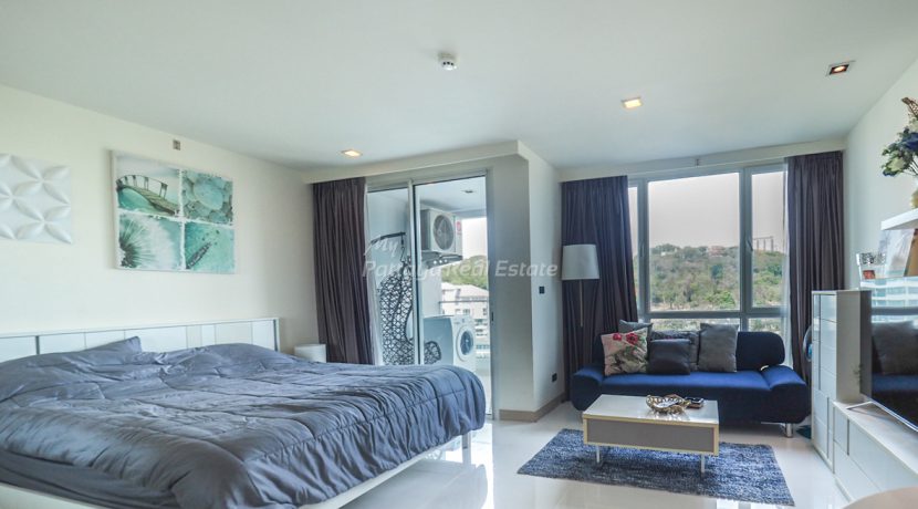 The Cliff Condo Pattaya For Sale & Rent Studio With Partial Sea Views - CLIFF134