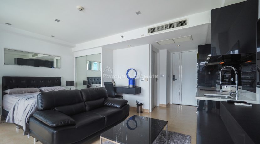 Centara Avenue Residence & Resort Pattaya For Sale & Rent Studio With Areca Pool Views - CARS124