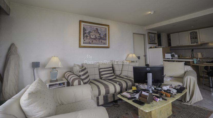 Jomtien Condotel Pattaya For Sale & Rent 2 Bedroom With Partial Sea Views - JTC10