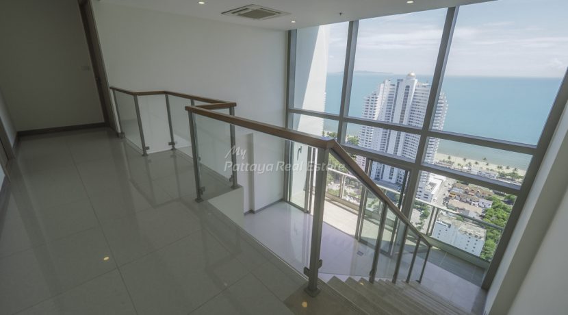 The Riviera Jomtien Condo Pattaya For Sale & Rent 2 Bedroom With Direct Sea Views - RJ30