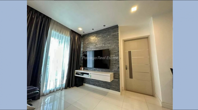 APUS Condo Central Pattaya For Sale & Rent 2 Bedroom With Pool Views - APUS19