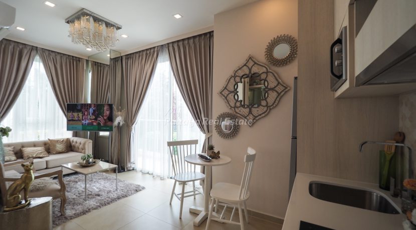 Marina Golden Bay Pattaya Condo For Sale 2 Bedroom With Partial Sea Views - MGB03