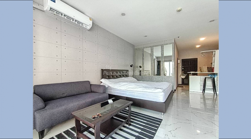 View Talay 6 Pattaya Condo For Sale & Rent Studio With Partial Sea Views - VT608