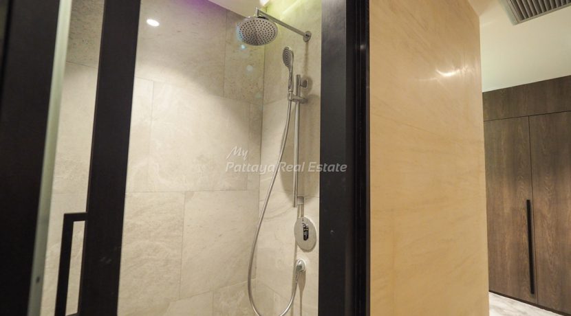 Wyndham Grand Residences Wong Amat Pattaya For Sale 1 Bedroom With Sea Views - WYNDG03