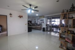 Regents 2 Village For Sale in East Pattaya 2 Bedroom - HERG2V01