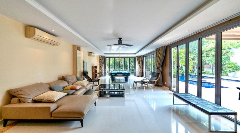 Siam Royal View House For Sale in East Pattaya 3 Bedroom with Private Pool - HESRV05