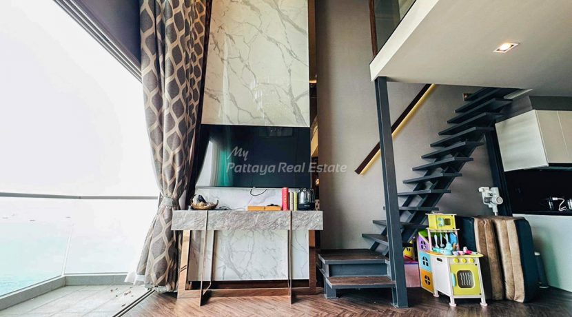 WongAmat Tower Condo Pattaya For Sale & Rent Duplex 1 Bedroom With Sea Views - WT38