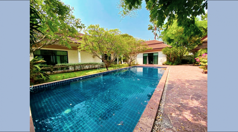 Baan Anda Single House For Sale & Rent 4 Bedroom With Private Pool In East Pattaya - HEBAP02