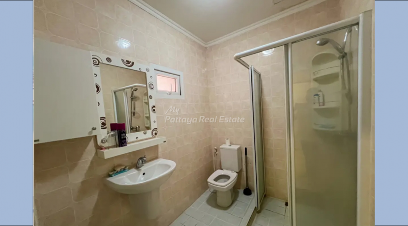 Baan Suan Rungrot Pattaya For Sale & Rent With Private Pool - HEBSR01