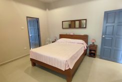 Classic Villa Village House For Sale & Rent 3 Bedroom with Private Pool in East Pattaya - HECVV01
