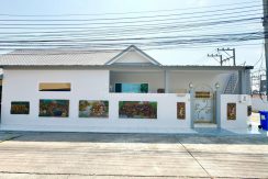 Baan Suan Neramit House For Sale & Rent 4 Bedroom in East Pattaya - HEBSN02