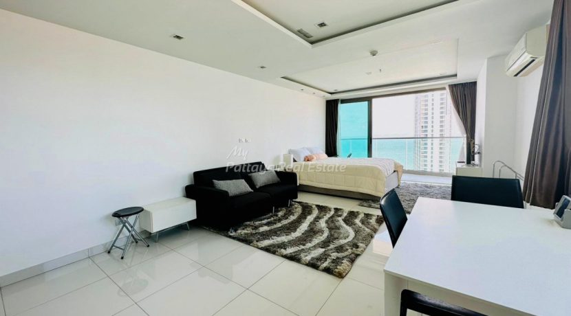 Wongamat Tower Condo Pattaya For Sale & Rent Studio With Sea Views - WT39