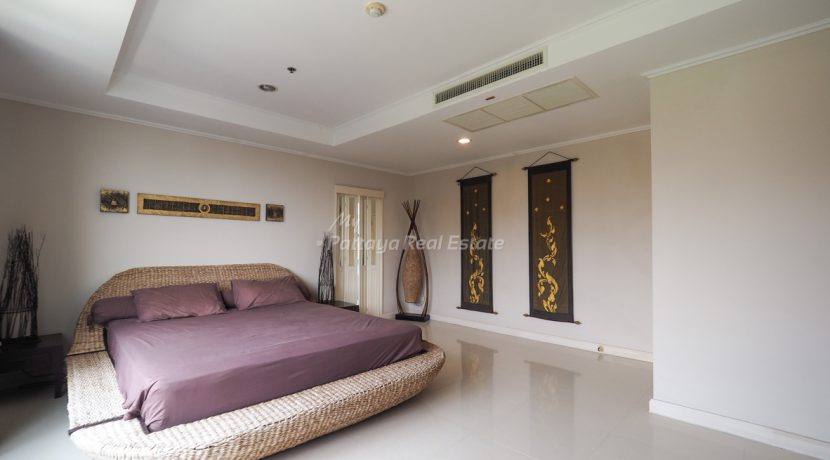 The Pine Shores Condominium Pattaya For Sale & Rent 1 Bedroom With Partial Sea Views - PINE01